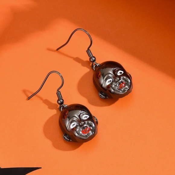 GlitzBlitz Boutique Jewelry - Any 4/$25! Gunmetal Doll Face Drop Earrings